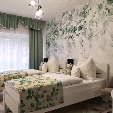 Bed and Breakfast Anna Panzio Herend