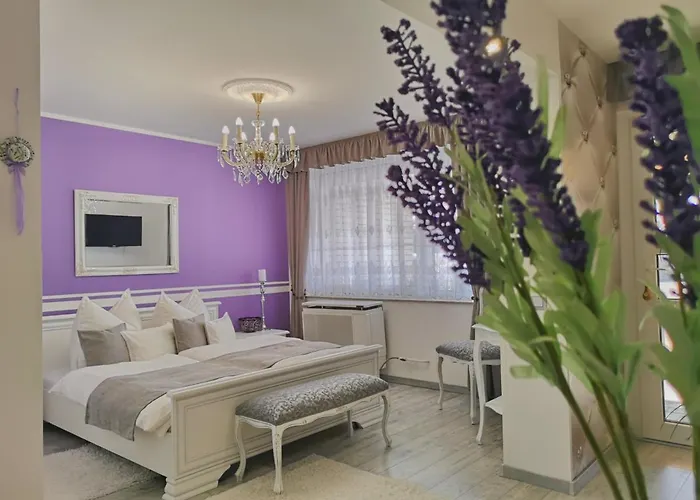 Anna Panzio Bed & Breakfast Herend